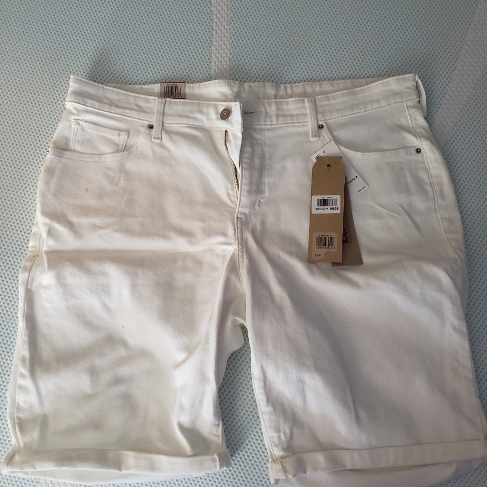 Levis bermuda shorts